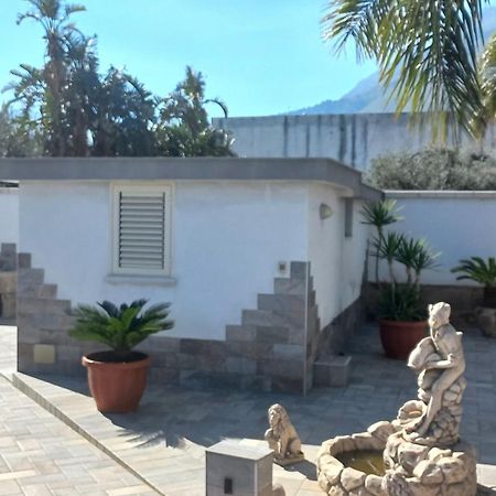 Villa Annamaria Карини Экстерьер фото